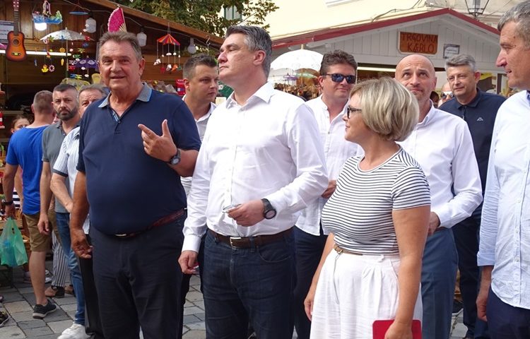 FOTO: Milanović prošpancirao Varaždinom pa usput kometirao predsjednicu: ‘Predsjednica je izvan duhovnog i fizičkog prostora i bez svoje stranke ne može maknut. Stranka ju vodi na povodcu’