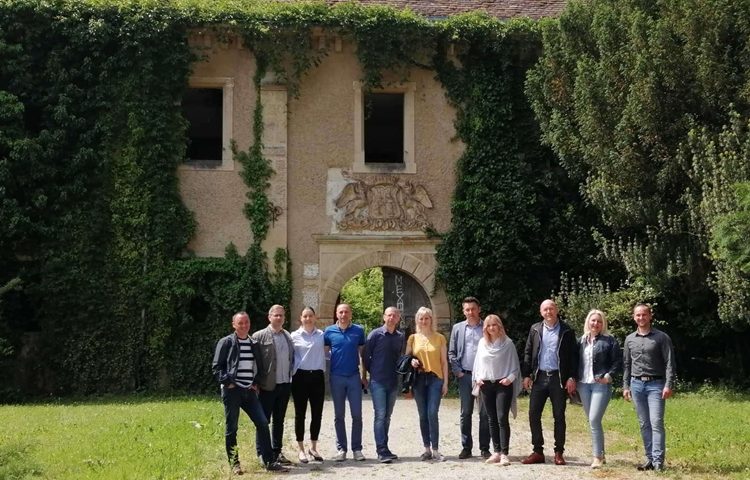 REFORMISTI U ARBORETUMU OPEKA "Zahvaljujući županu Čačiću cijela će Vinica će za koju godinu procvasti poput Arboretuma"
