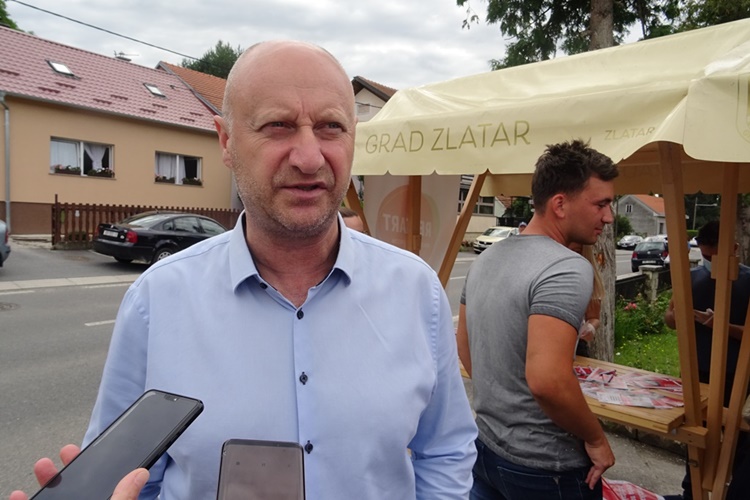 KANDIDATI SDP-a U ZLATARU Ž. Kolar: „Pozivam ljude da izađemo na izbore i damo šansu Hrvatskoj da bude stvarno ravnopravna članica Europske unije”