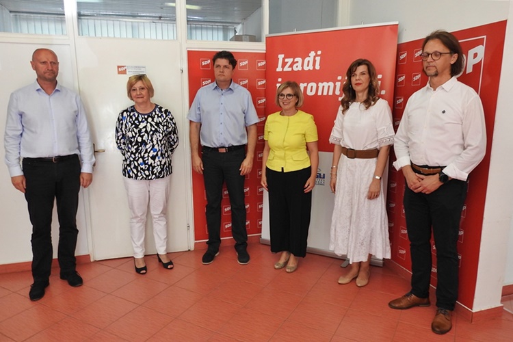 U fokusu Restart koalicije projekt ugradnje dizala u višekatne stambene zgrade te poboljšanje kvalitete života umirovljenika kroz povećanje mirovina