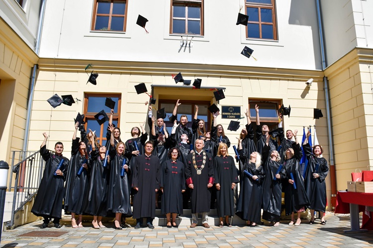 Izvanredne mjere nisu omele promociju studenata Međimurskog veleučilišta u Čakovcu