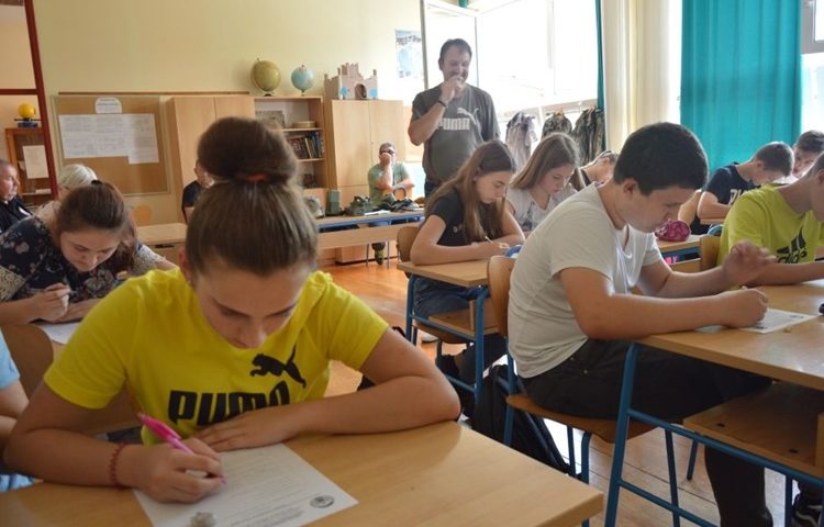 OVAKO ĆE SE ODVIJATI NASTAVA U VARAŽDINSKIM OSNOVNIM ŠKOLAMA Danas je sve dogovoreno!