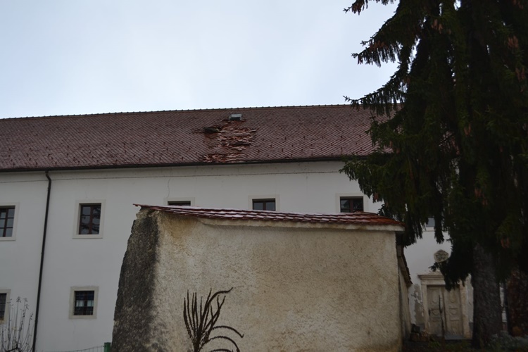 U potresu je stradao i Klanjec