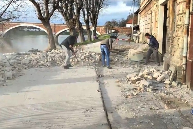 Kuk: Vrlo mala vjerojatnost za još jedan jaki potres u petrinjskoj i zagrebačkoj zoni