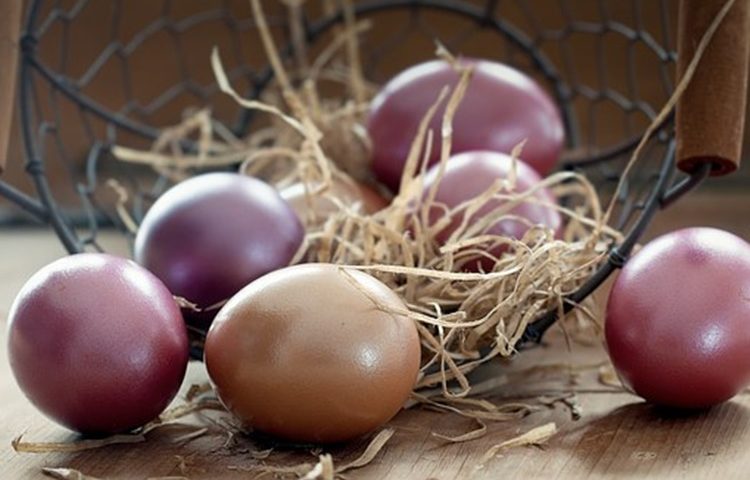 OVOG USKRSA NAPRAVITE POSEBNE PISANICE Donosimo nekoliko zanimljivih ideja i savjeta