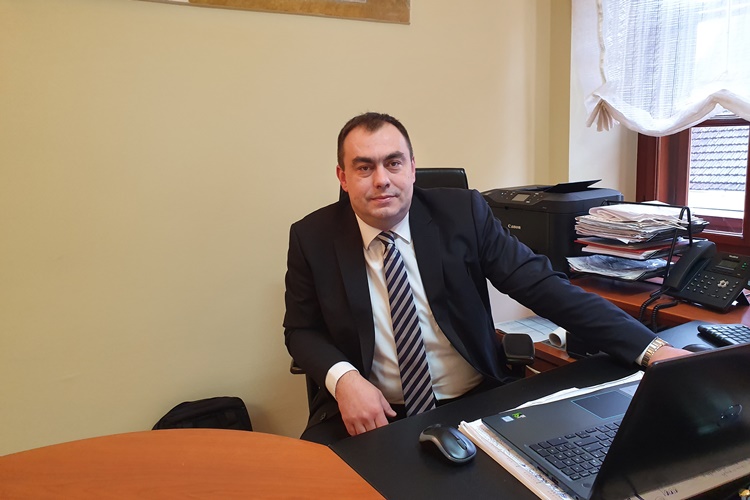 Postani dijelom Savjeta mladih Grada Krapine! Gradonačelnik Gregurović: Od velike je važnosti uključivanje predstavnika mladih u savjetodavno tijelo Grada Krapine!