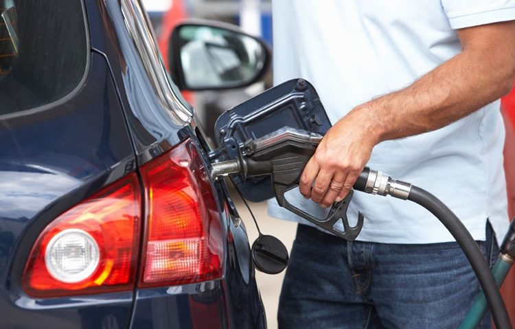 Slovenci bez covid potvrde ne mogu po gorivo, a što je s putnicima u tranzitu? Evo odgovora!