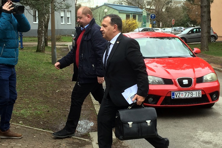 Značajno porastao broj novozaraženih u Hrvatskoj, sve više pacijenata u bolnicama