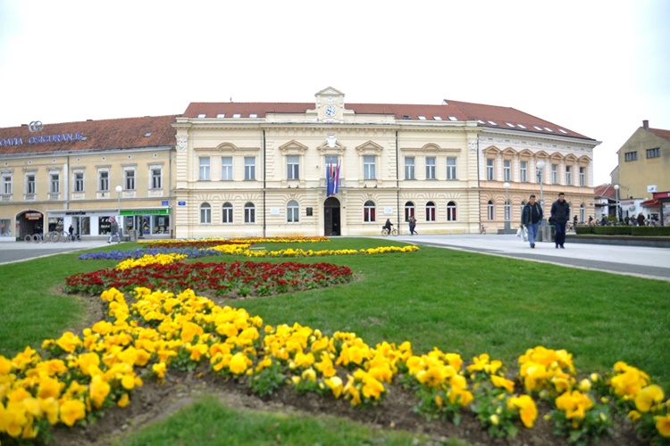 Najveća izložba naive na otvorenom uskoro u srcu Podravine - otvara se prvi "Sajam naivne umjetnosti" - dođite na druženje s naivcima uz gverc i naučite kako nastaje slika na staklu