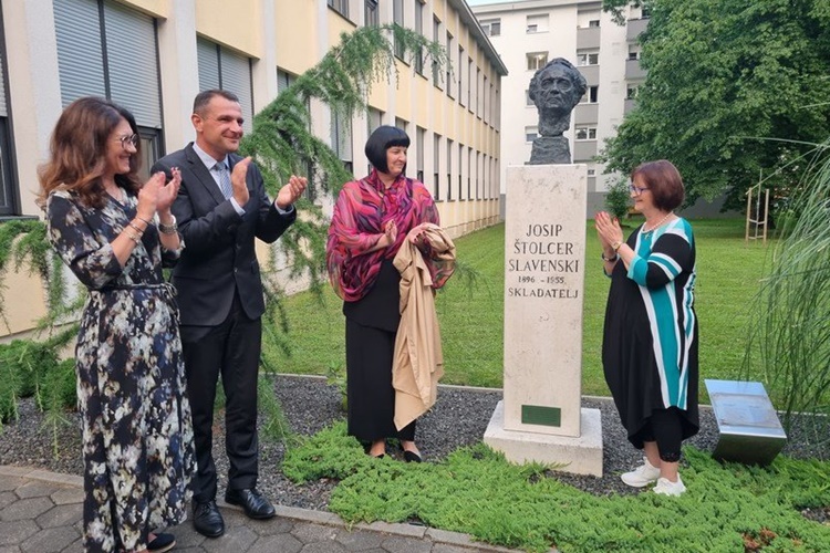 Gimnazija Josipa Slavenskog Čakovec proslavila 60. rođendan - Posavec: "Ova je škola mjesto zajedništva, prijateljskog okruženja i zanimljivih sadržaja"