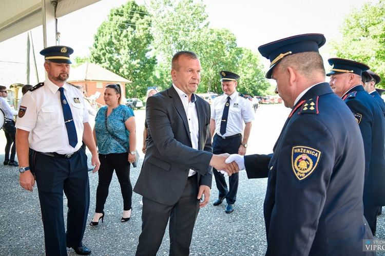 Najstariji seoski DVD u jugoistočnoj Europi, DVD Hrženica, obilježio 150 godina rada i djelovanje – župan Stričak čestitao im obljetnicu