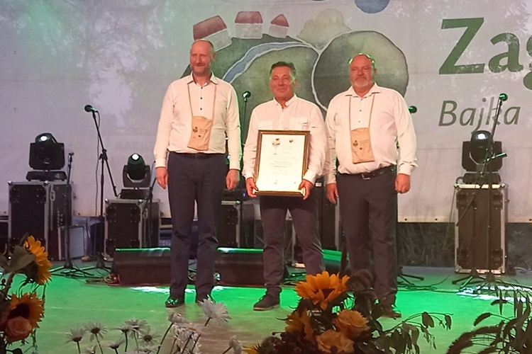54. SAJAM I IZLOŽBA ZAGORSKIH VINA Na Bedekovčanskim jezerima nagrađeni najbolji zagorski vinari, ovogodišnji je šampion Boris Drenški