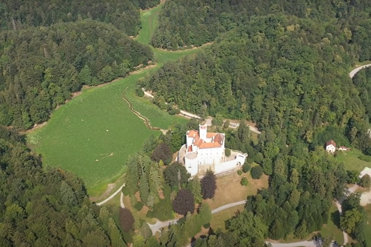 VIDEO Pogledajte kako iz zraka izgleda ispražnjeno Trakošćansko jezero