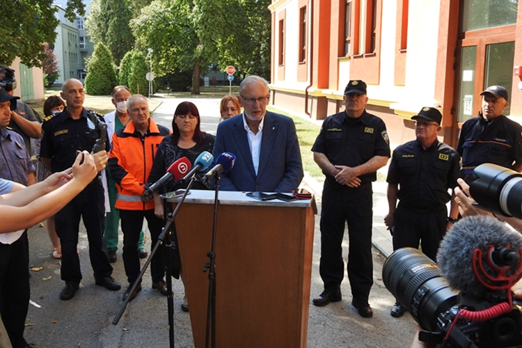 TRAGEDIJA KAKVA SE NE PAMTI Svi putnici iz busa koji je krenuo za Međugorje mrtvi ili teško ozlijeđeni