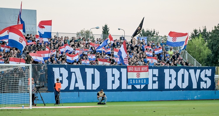 Neviđena navala na ulaznice za susret Dinama protiv Chelsea. Sustav se stalno rušio, a online prodaja zatvorena ni sat vremena nakon otvaranja