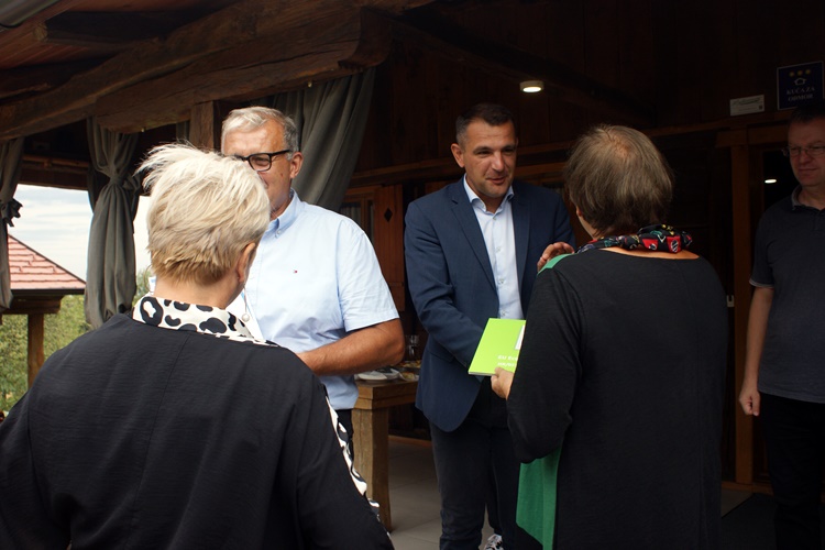 KAKAV USPJEH Ruralna kuća za odmor Lina prvi privatni objekt s oznakom Ecolabel – župan Posavec: Ponovno smo došli na svjetsku kartu!
