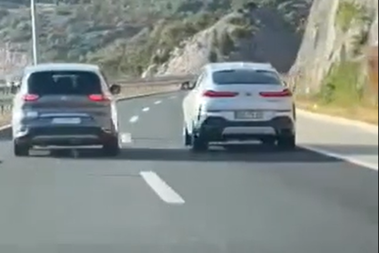 Planirate zimovanje u inozemstvu? Čekanja na granicama više nema, ali evo koliko ćete morati iskeširati za vinjete i cestarine u susjednim zemljama