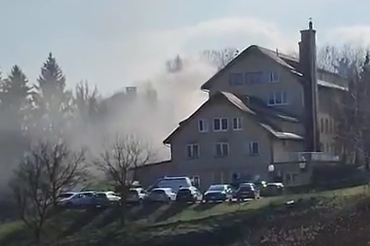 VIDEO Buknuo požar u domu za odrasle osobe Bidružica u Desiniću