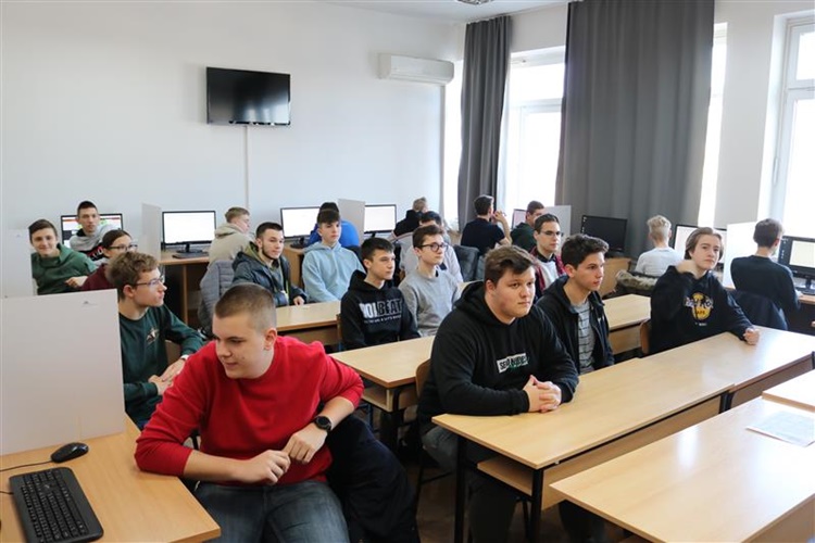 Održano srednjoškolsko županijsko natjecanje - Evo tko su najbolji mladi zagorski informatičari