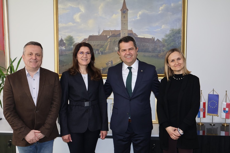 Obrazovanje i razvoj turističkih i kulturnih proizvoda teme sastanka čakovečke gradonačelnice i župana Općine Lendava