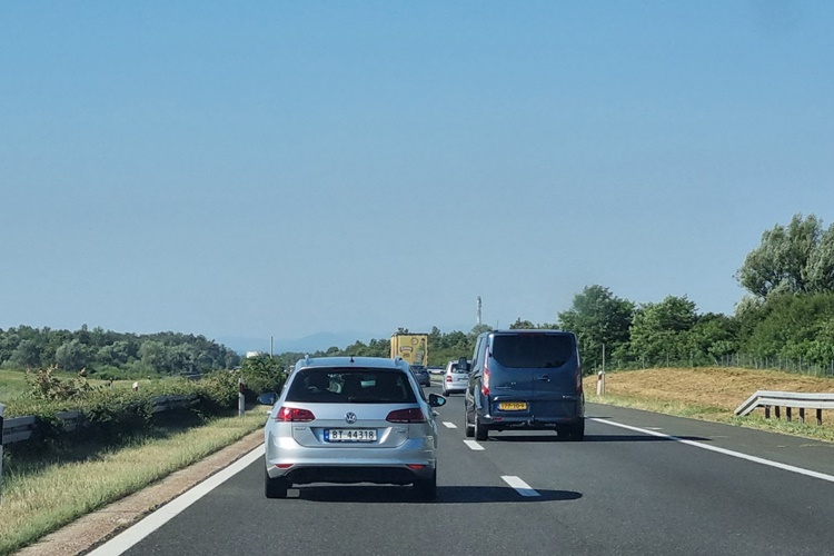 Koristan trik za povoljniju vožnju autocestom - evo kako možete uštedjeti na cestarini između Zaboka i Krapine?