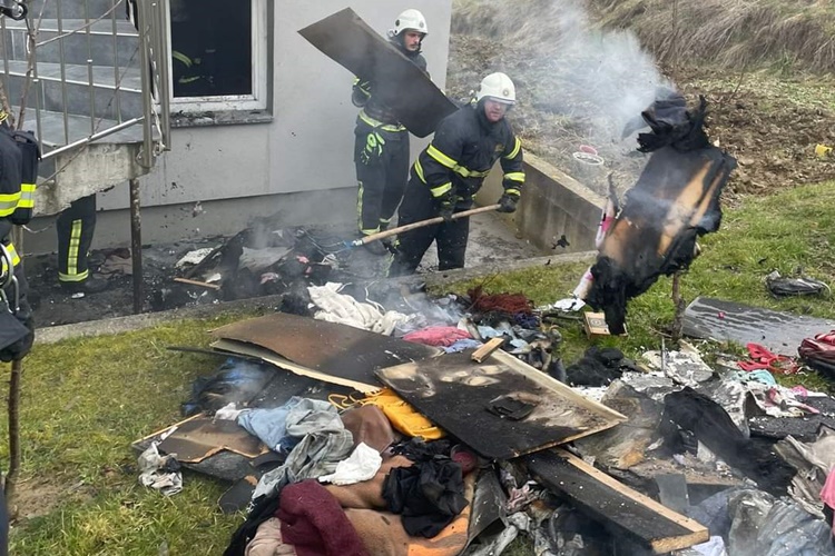 U Pregradi požar na obiteljskoj kući