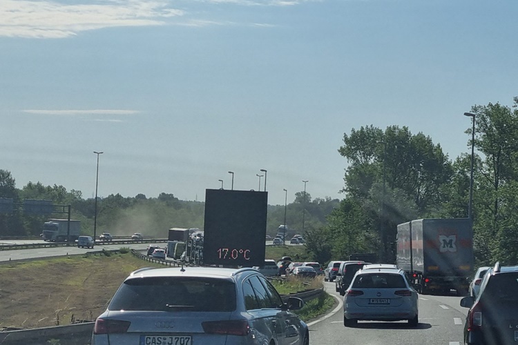 Opet kaos u prometu: kolone kilometarske, zatvara se tunel Sveti Rok