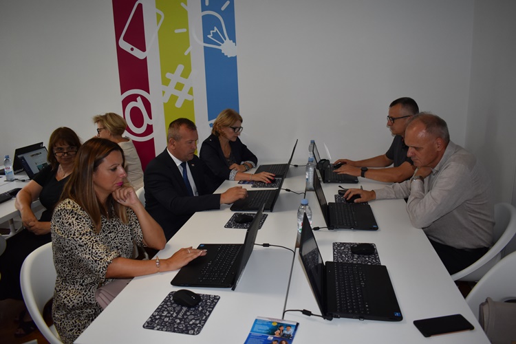U Varaždinu otvorena škola programiranja Logiscool - Stričak: "Digitalna pismenost danas je osnovni preduvjet svega"