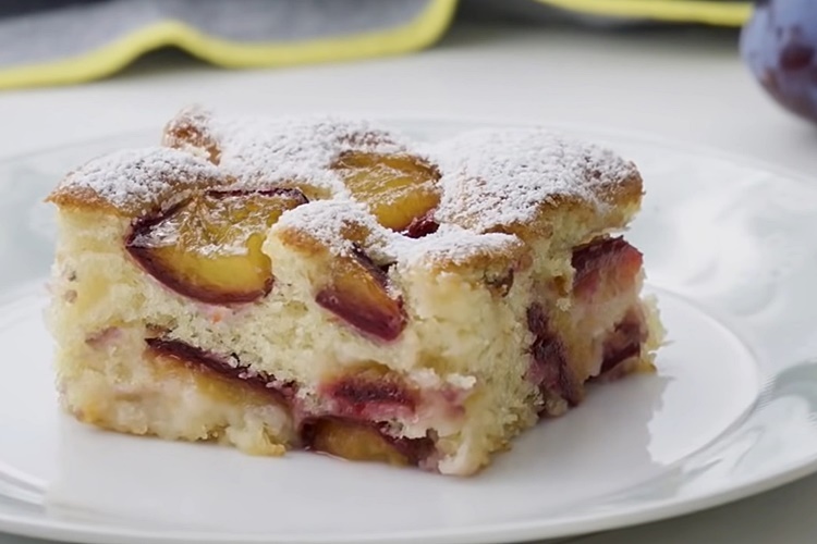 ODLIČNA SLASTICA Brzi kolač sa šljivama – recept na žlice za svakoga
