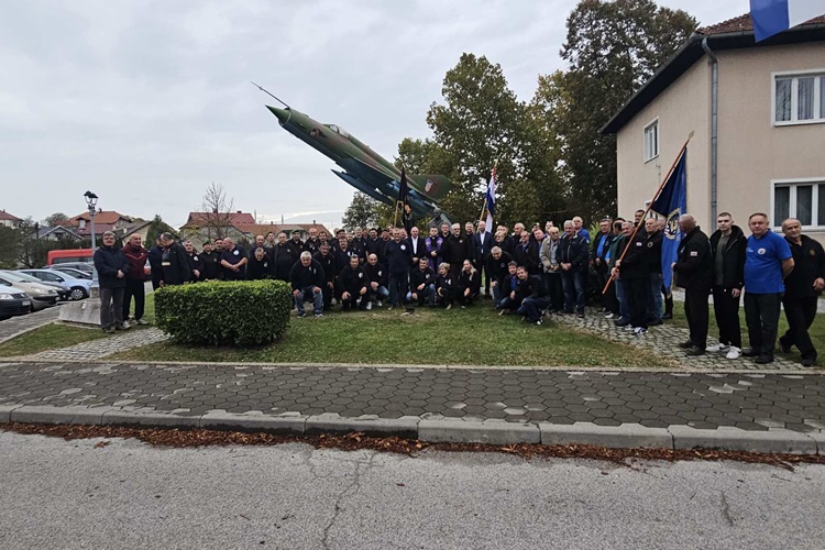 Župan Kolar na obilježavanju Dana oklopne bojne 2. gardijske brigade Gromovi