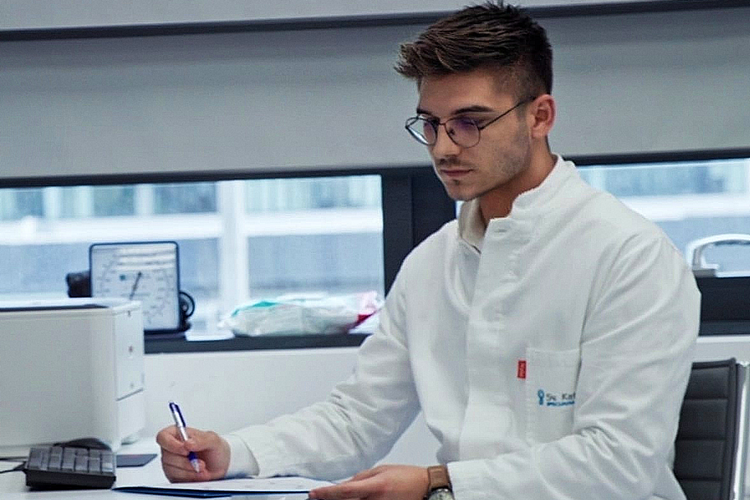 Petar Brlek, prvi specijalizant medicinske genetike u Hrvatskoj: „Želim pridonijeti razvoju medicine i znanosti u Hrvatskoj”
