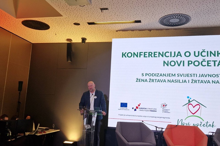 Predstavljeni rezultati projekta "Novi početak" vrijednog gotovo 2 milijuna eura - Povećani kapaciteti za žrtve nasilja i odlučna borba protiv obiteljskog nasilja