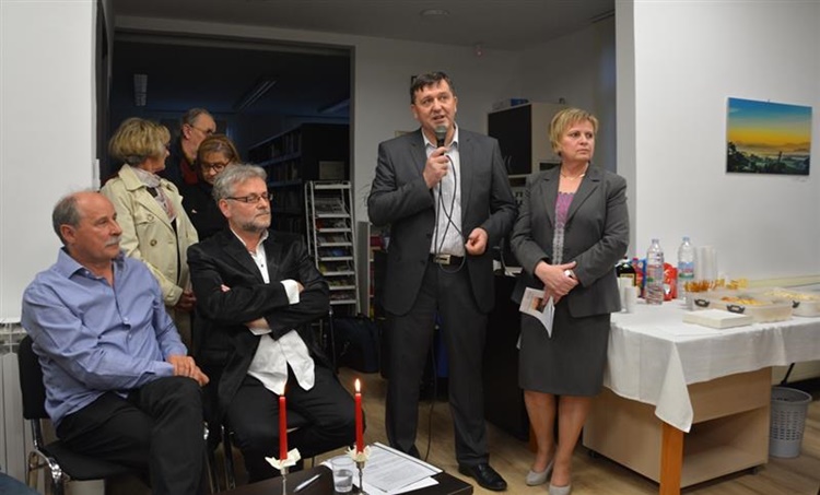 Gledati srcem - izložba fotografija Branka Balaška