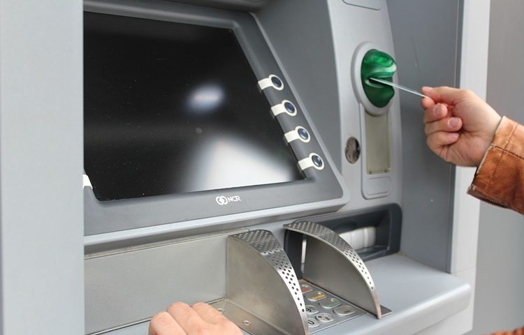 Ako sutra podignete kredit u ovoj banci vraćaju vam cijelu prvu ratu