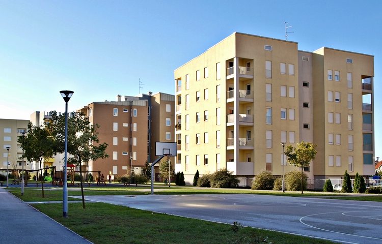 Kamate za stambene kredite sve niže, u neki, bankama manje od 30 posto