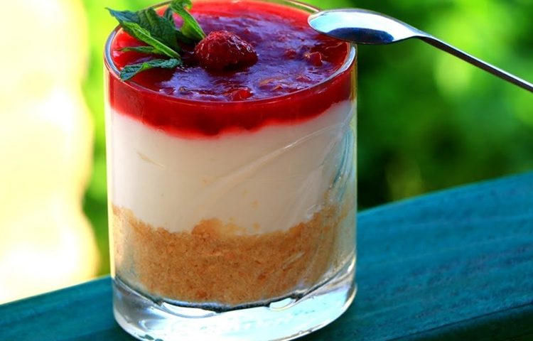 Slastica gotova za 10 minuta – Cheesecake s jagodama