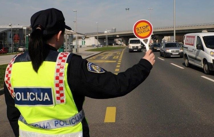 CRNI VIKEND NA HRVATSKIM CESTAMA: Tijekom vikenda poginulo pet ljudi; zabilježeno više od 3800 prometnih prekršaja. Dvije pogibije na sjeveru Hrvatske