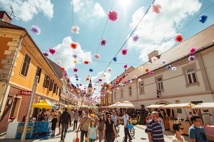 Let 3, Psihomodo Pop, Aerodrom, Cinkuši, Zoran Predin, Putokazi - sve to nudi "Ljeto u gradu Zrinskih 2019."