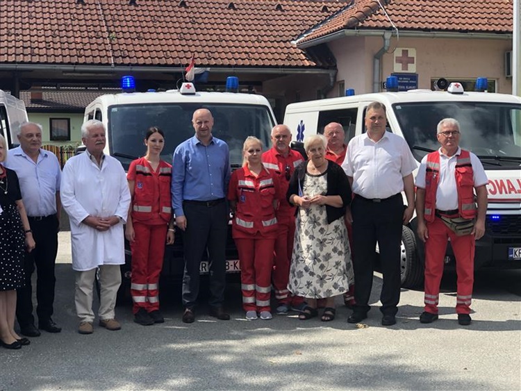 Župan Kolar uručio ključeve novih vozila za Dom zdravlja Krapinsko-zagorske županije