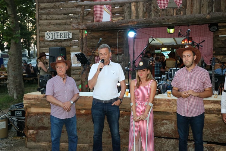 Svi na Šodericu - Country vikend završava vatrometom