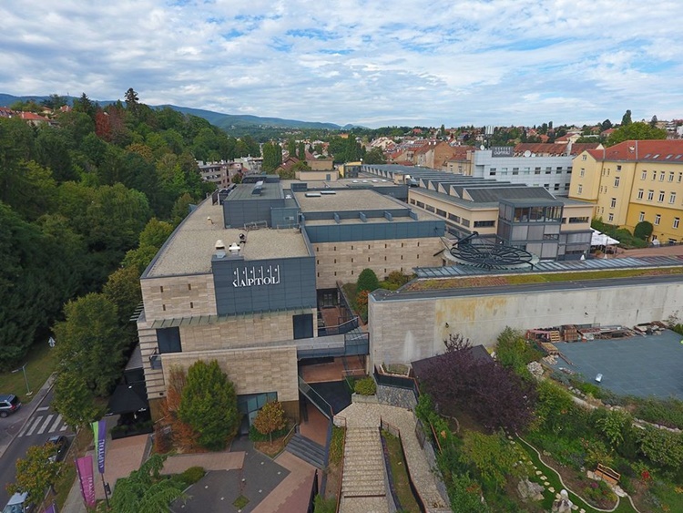 Zatvara se šoping centar u centru Zagreba