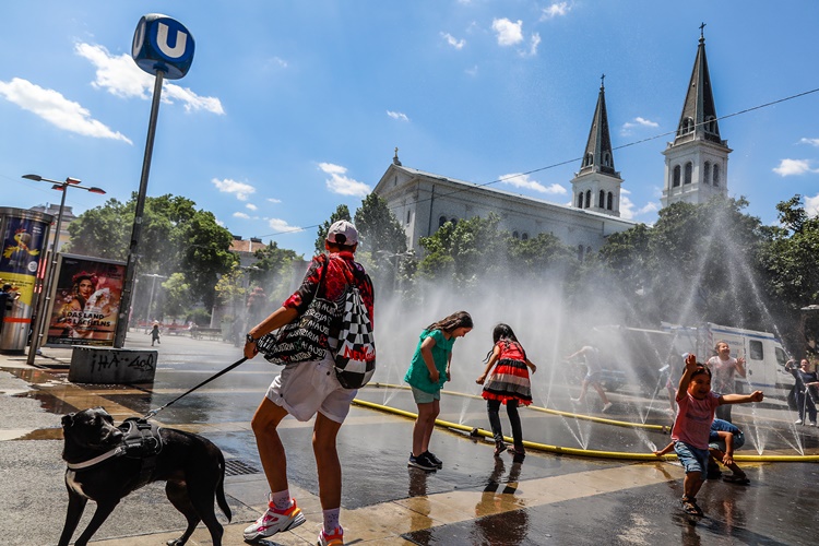 Pogledajte kako se naši susjedi bore protiv vrućina i visokih temperatura