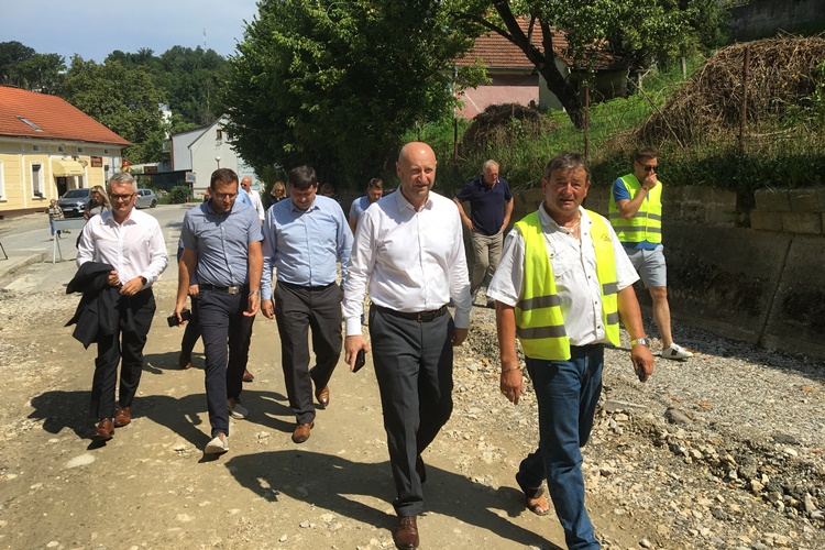 BOLJE NE MOŽE: Krapinske Toplice obilježavaju svoj dan, a  širom općine same investicije