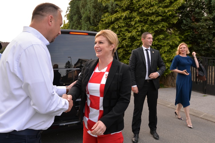 KAKO STVARI STOJE KOLINDA ĆE I DALJE BITI PREDSJEDNICA: Milanović ne može pobijediti u drugom krugu?