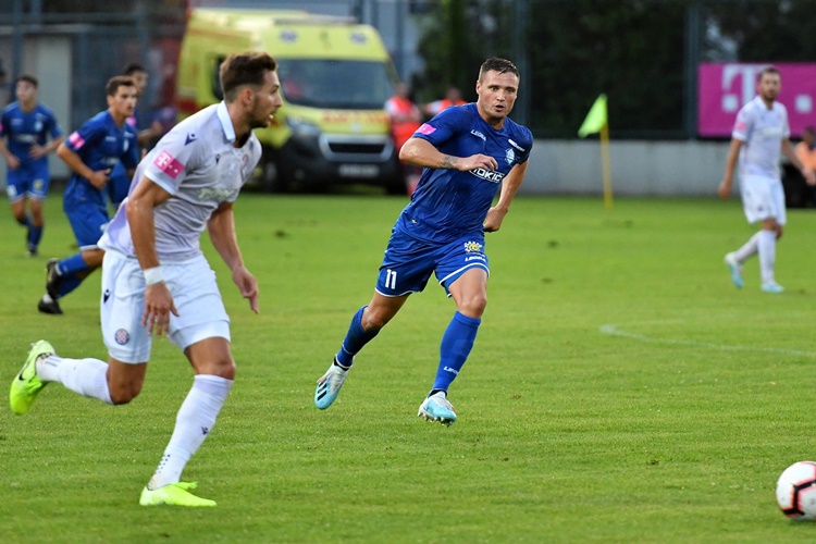 BENKO NAKON 0:3 PORAZA OD HAJDUKA: "Mislim da je ovo sramota. Zašto poklanjamo golove Hajduku?"