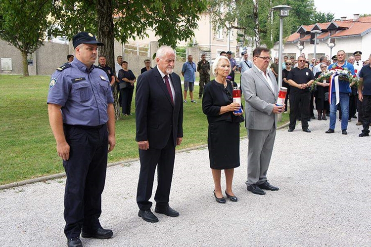 U Samoboru obilježen Dan pobjede i domovinske zahvalnosti i Dan hrvatskih branitelja